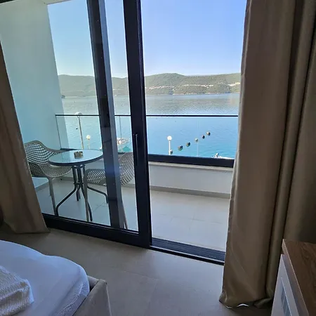 Lezenic M Casa de hóspedes Neum