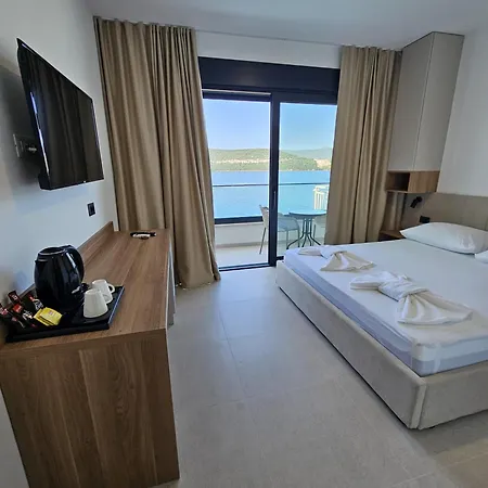 Lezenic M ゲストハウス *