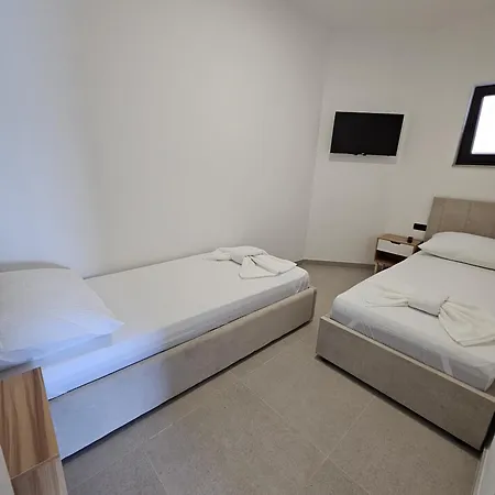 Casa de hóspedes Lezenic M *