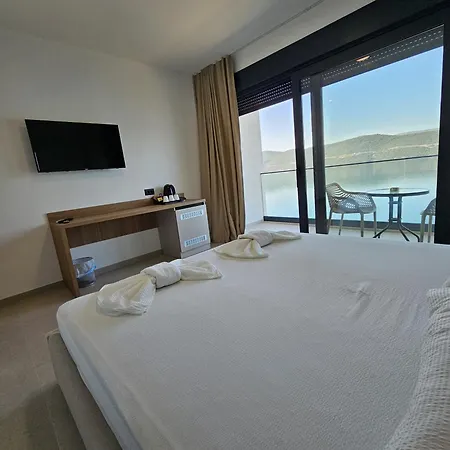 ゲストハウス Lezenic M *